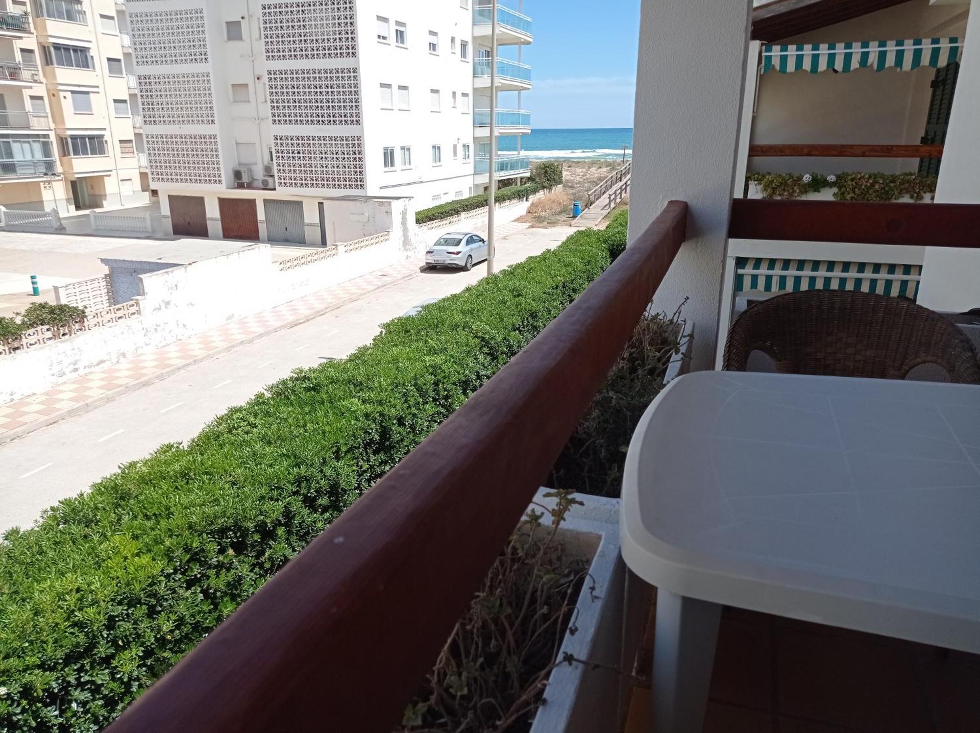 Deltamar Solo Familias Serviplaya Ерако Екстериор снимка