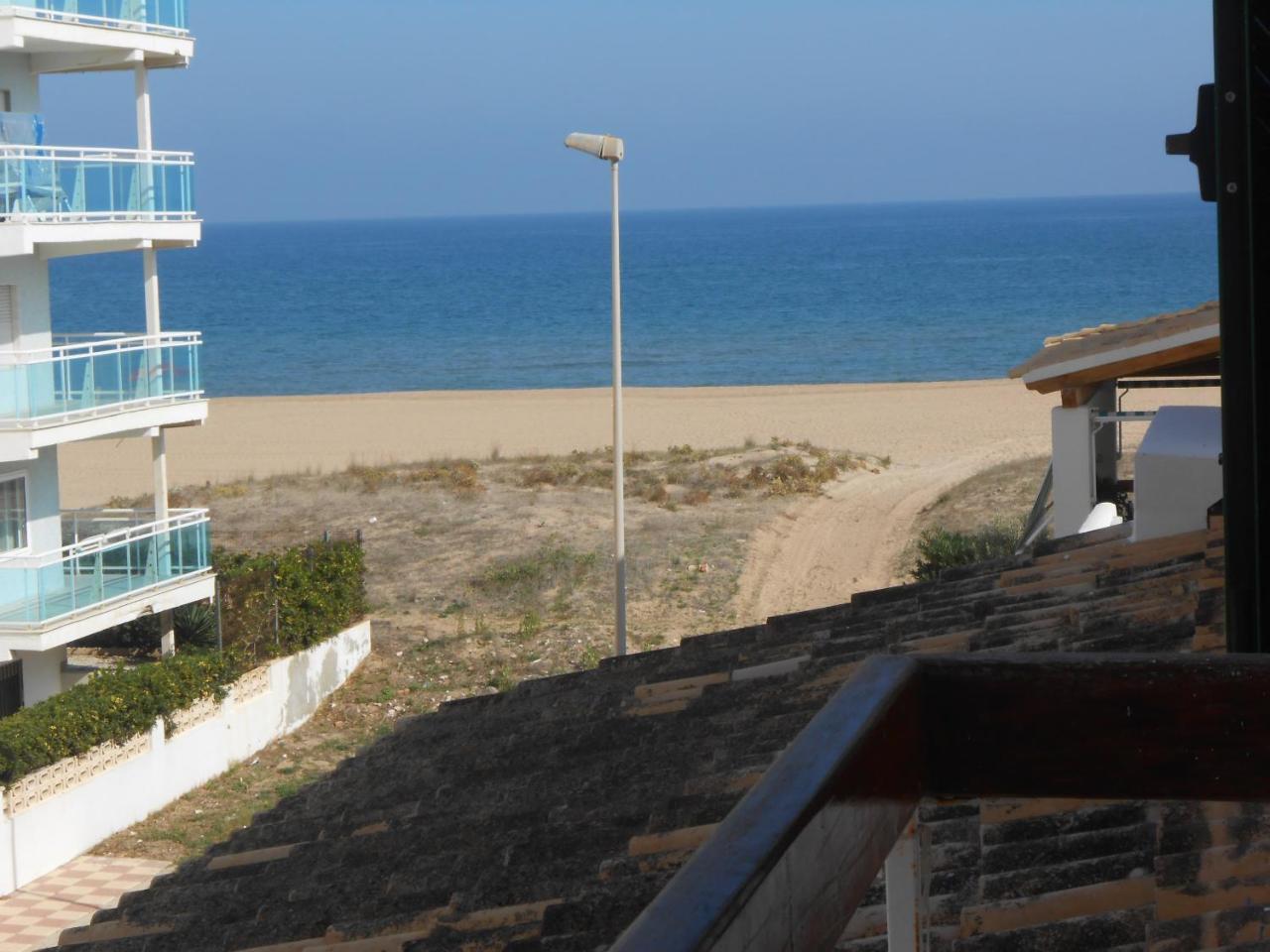 Deltamar Solo Familias Serviplaya Ерако Екстериор снимка